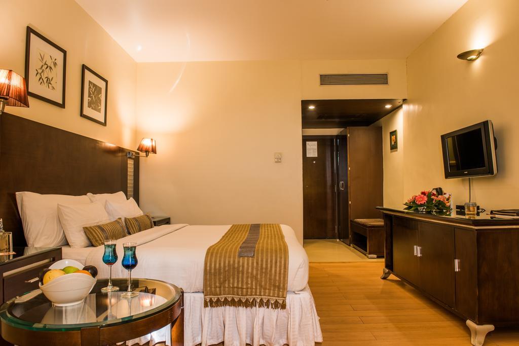 The Red Maple Mashal Indore Extérieur photo