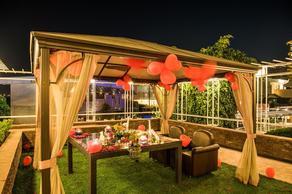 The Red Maple Mashal Indore Extérieur photo